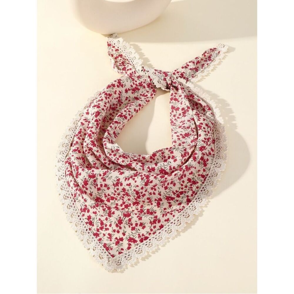 Floral Lace-Trim Bandana Scarf in Cream and Red